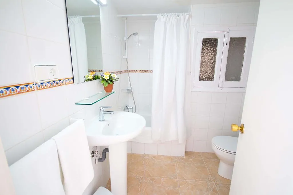 Hostal Los Pinos Es Cana 2*,  Spanyolország