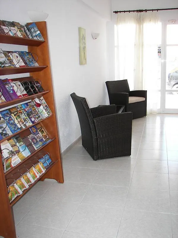 Hostal Los Pinos Es Cana